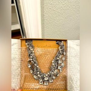 Fashion necklace- silver chunky classy fancy